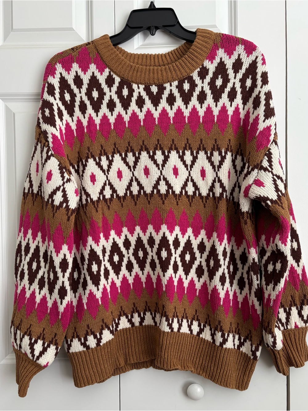 Joseph Brown, Pink & White Geometric Crewneck Sweater